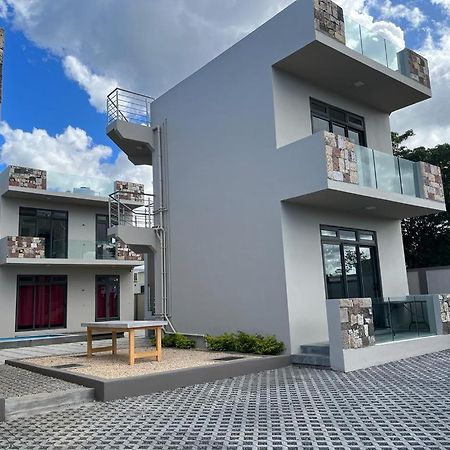 John House 2 Bedrooms No 4 Flic-en-Flacq Екстериор снимка